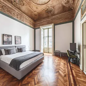 Relais Della Porta Naples